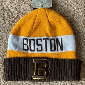 BRAND NEW with tags Boston Bruins 2019 Winter Classic beanie